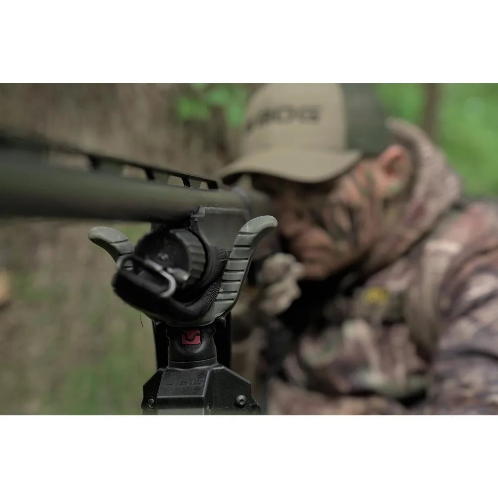 Havoc Camo Tripod Shooting Rest with Lightweight Aluminum Construction, High Density Foam Grips, Twist-Style Lock Legs