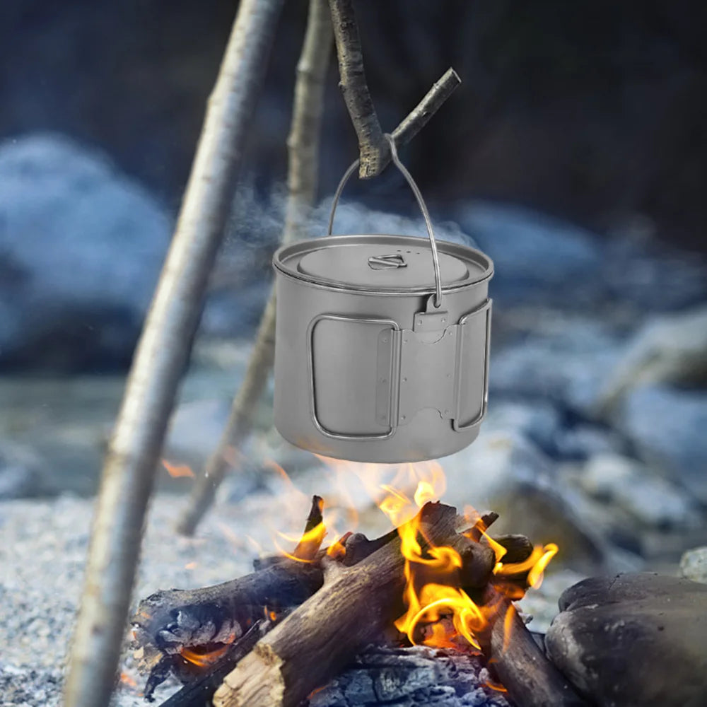 1100ml Titanium Pot Ultralight Portable Hanging Pot with Lid and Foldable Handle